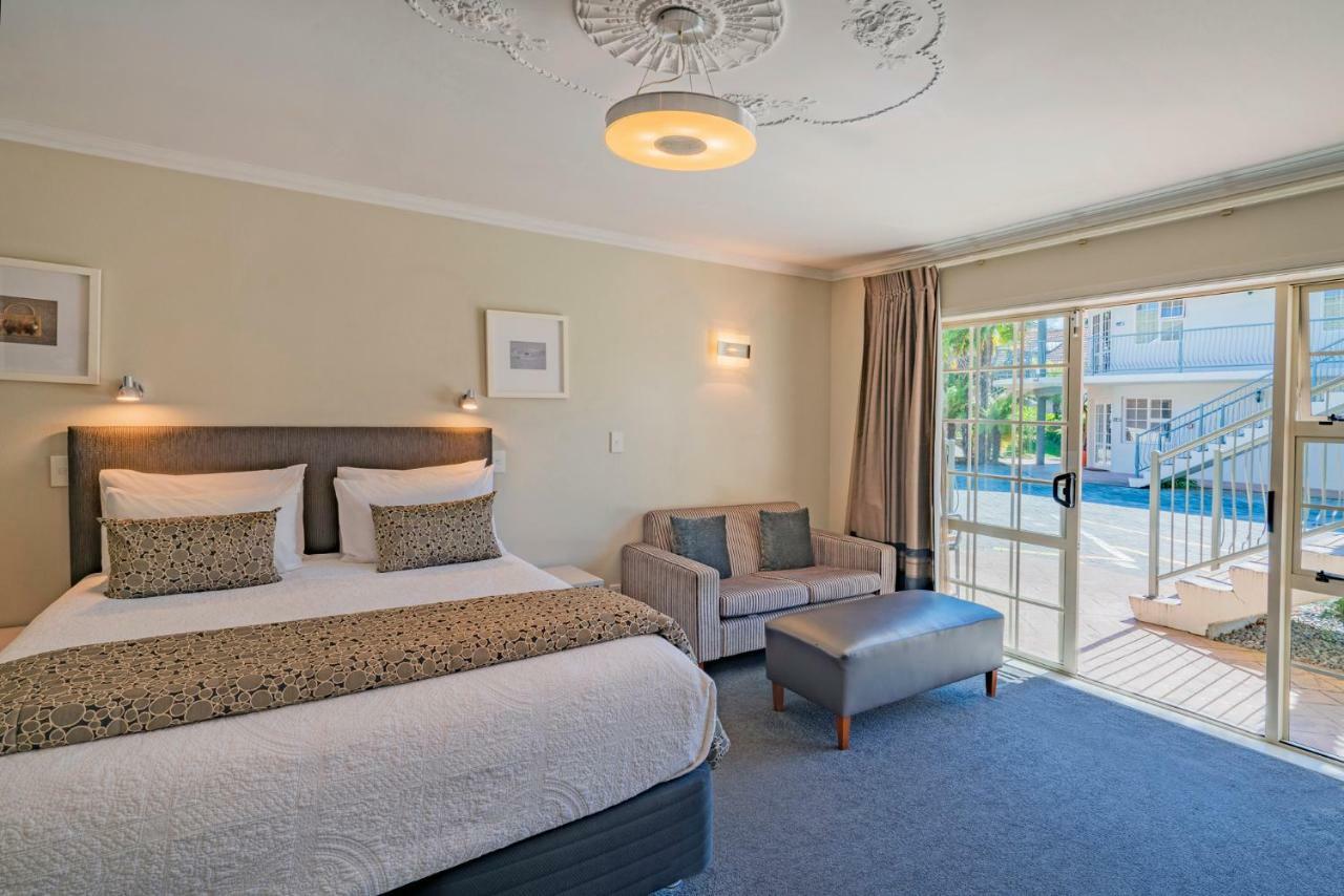 Silver Fern & 5* Rotorua