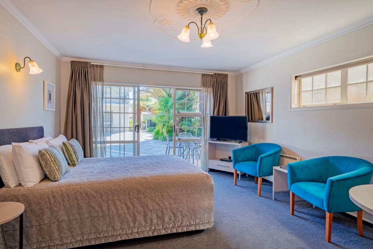 Motel Silver Fern &