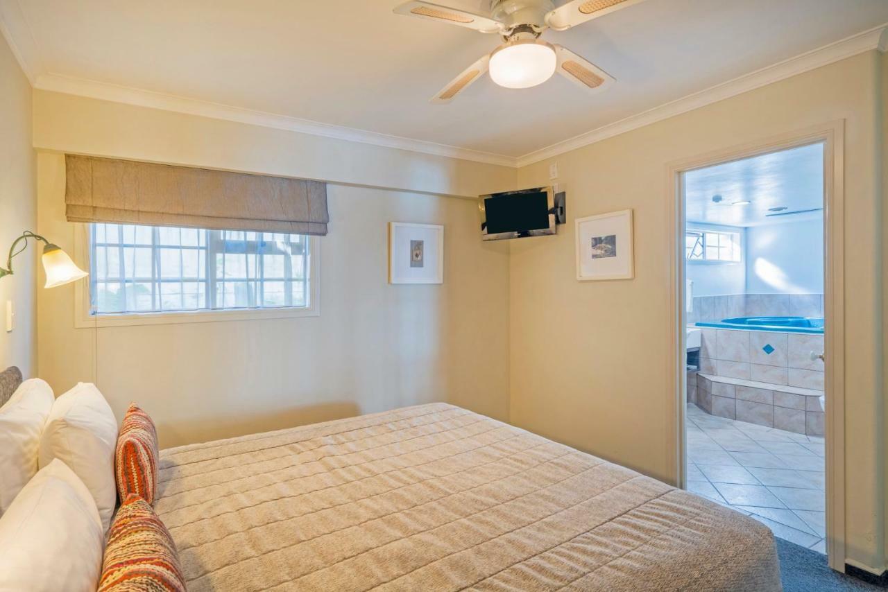Motel Silver Fern & 5*